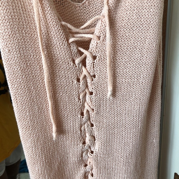 Pink lace up dress - Picture 2 of 2